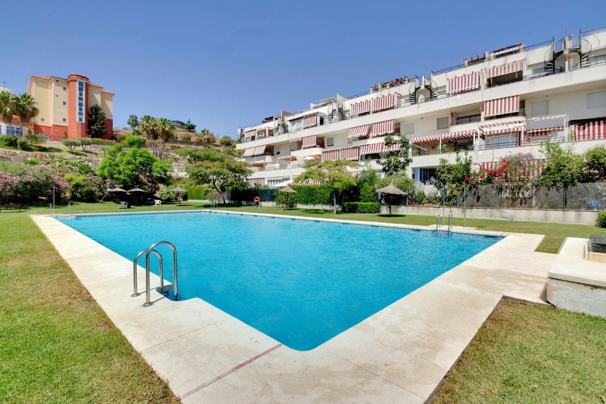 Del Parque Flats - Golf & Beach Terrace Málaga Extérieur photo