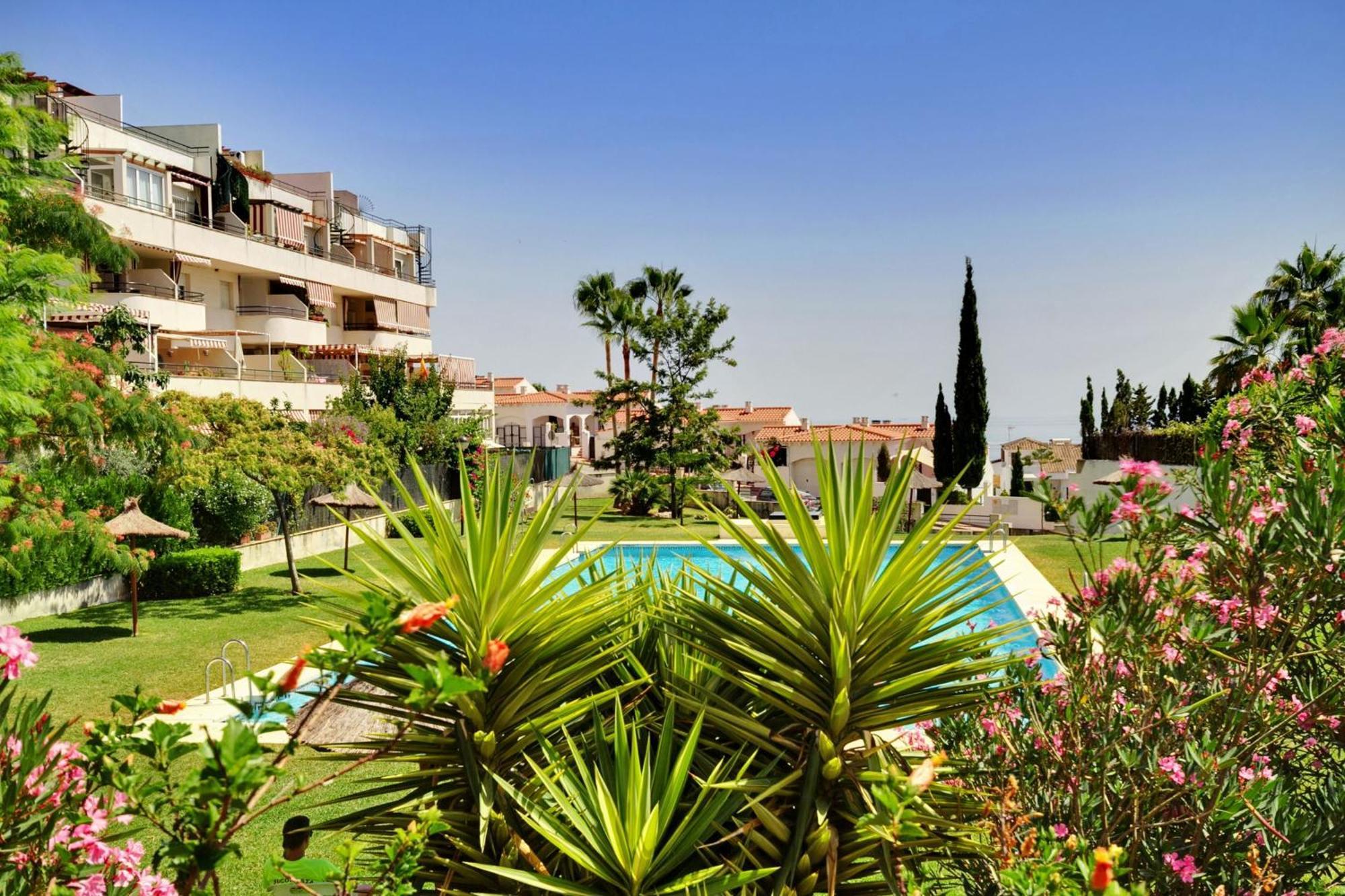 Del Parque Flats - Golf & Beach Terrace Málaga Extérieur photo